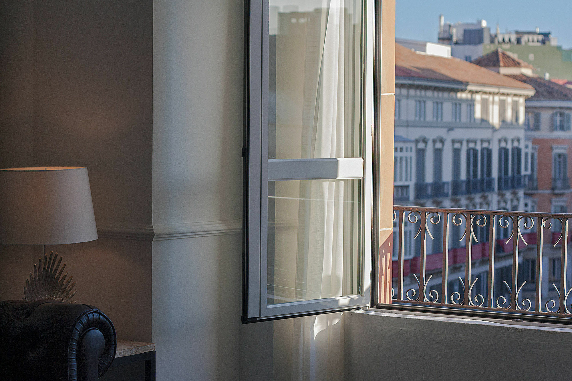 Apartamentos Plaza Constitucion - Larios Málaga Eksteriør billede