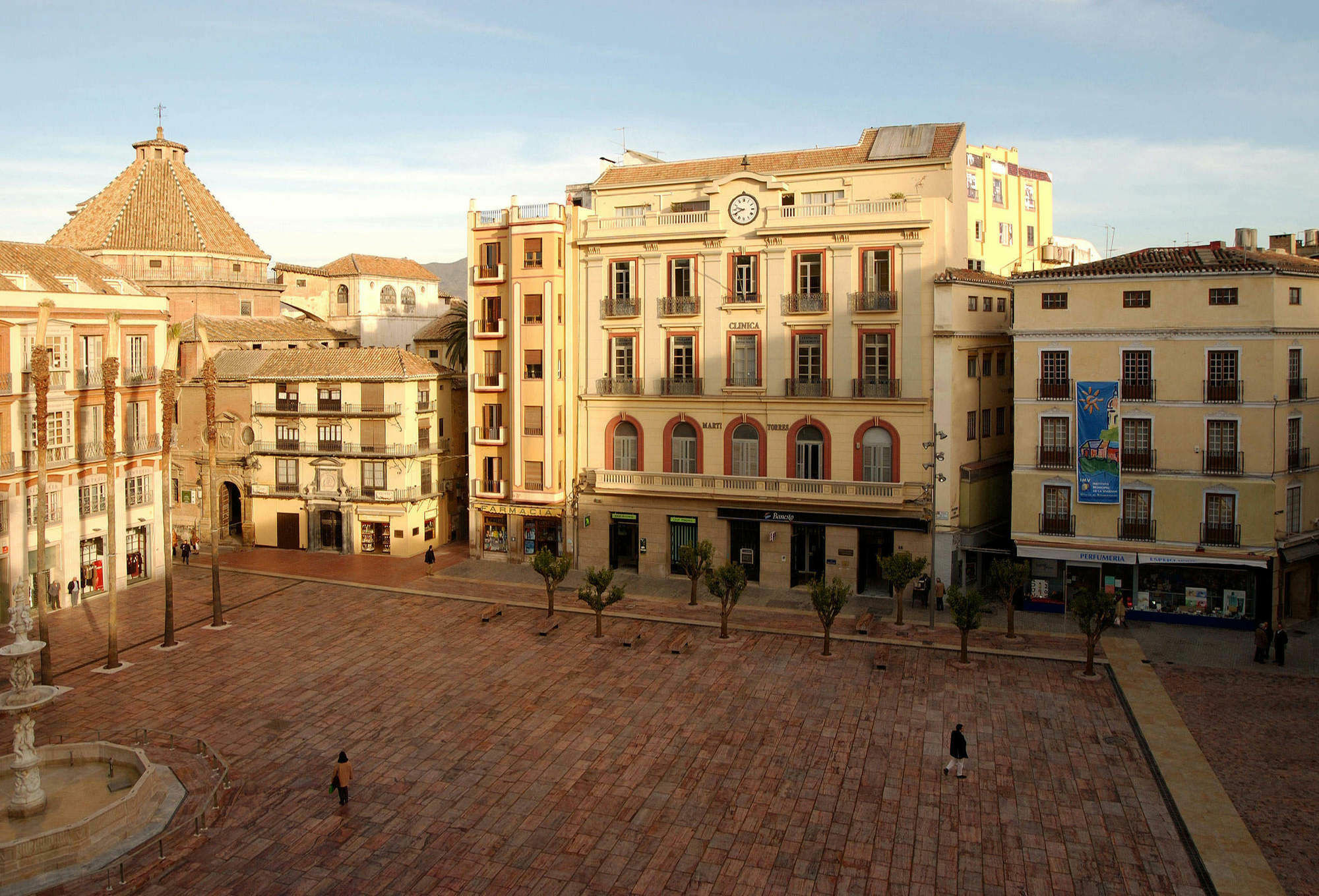 Apartamentos Plaza Constitucion - Larios Málaga Eksteriør billede