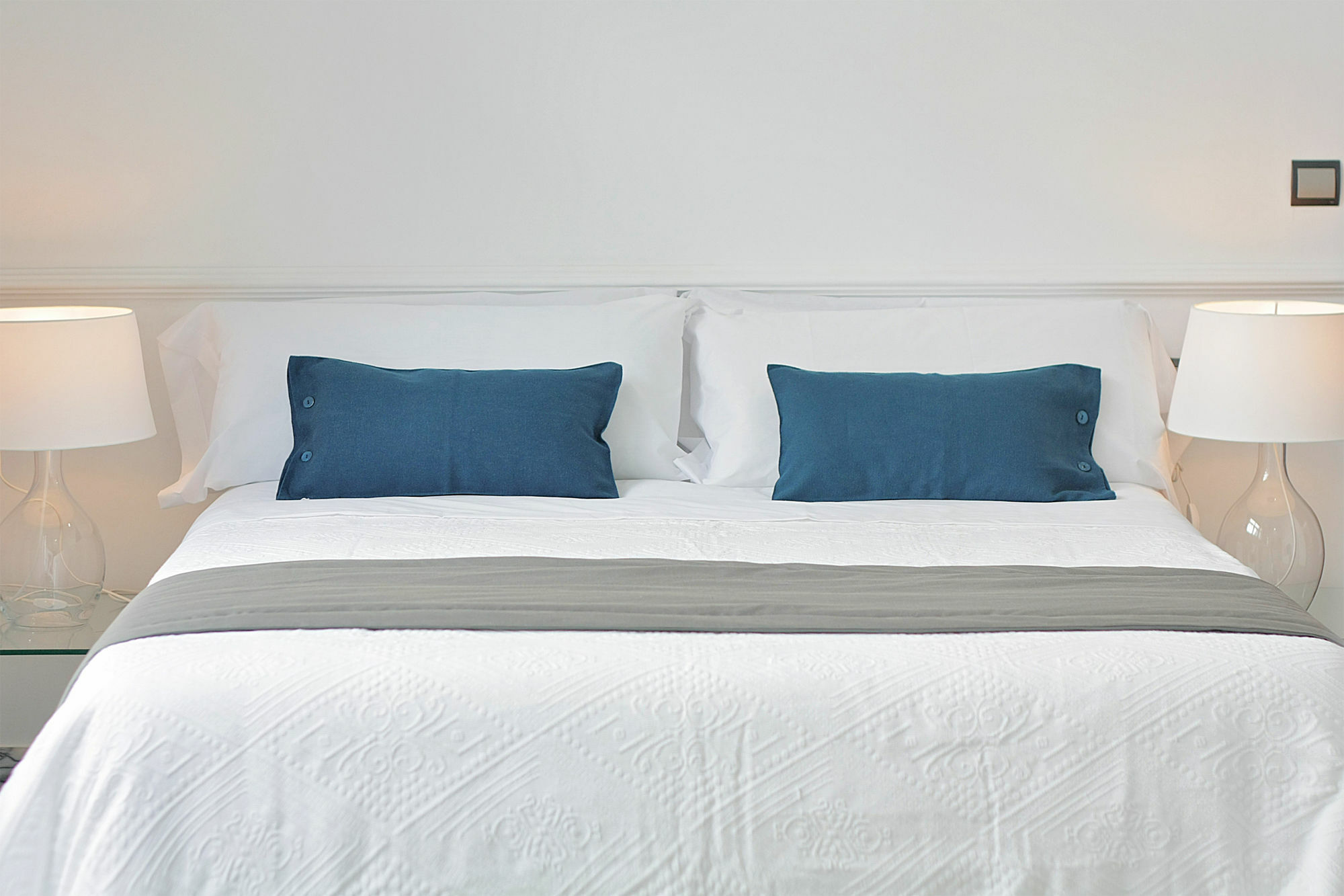 Apartamentos Plaza Constitucion - Larios Málaga Eksteriør billede
